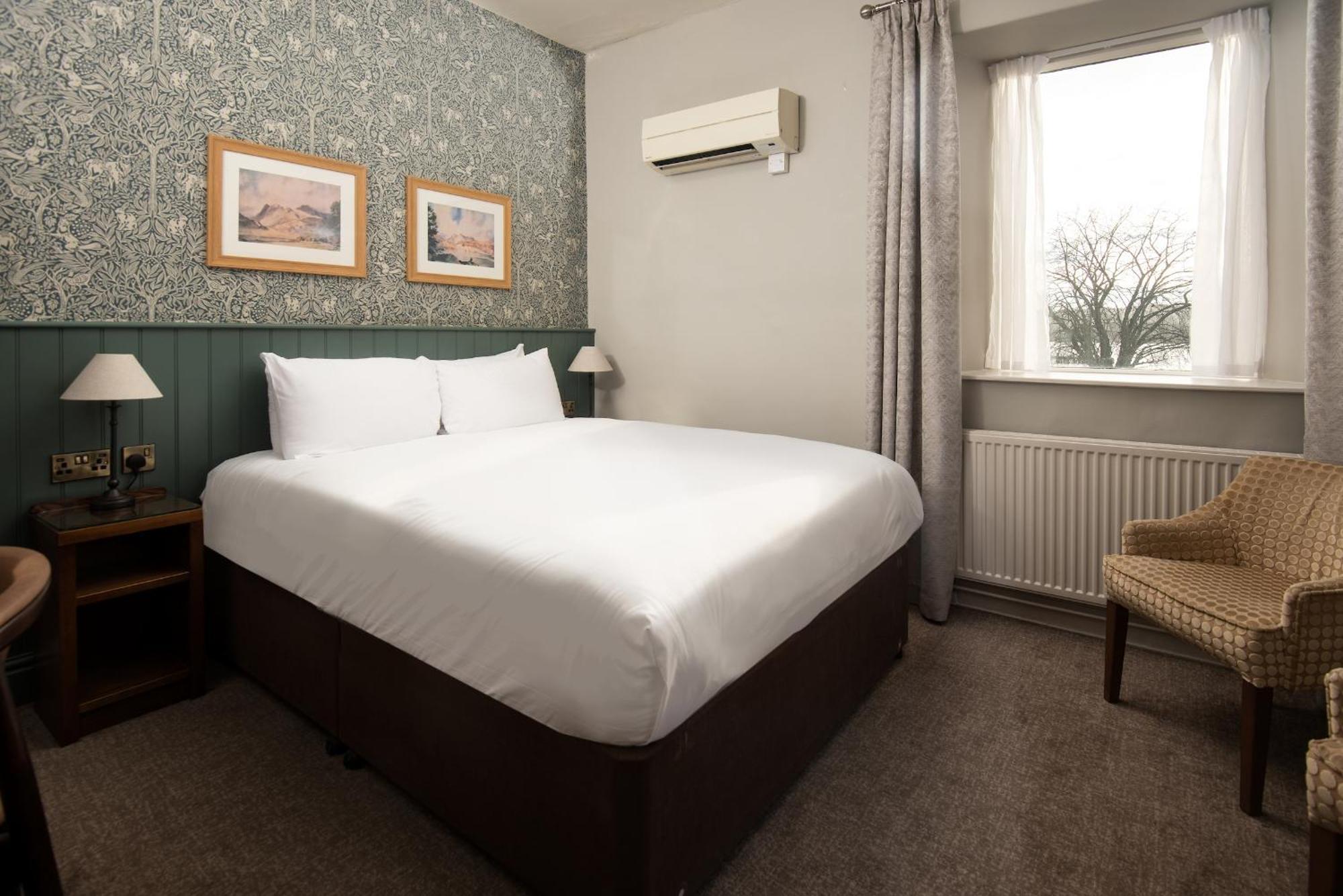 Windermere Rooms At The Wateredge Inn Ембълсайд Екстериор снимка