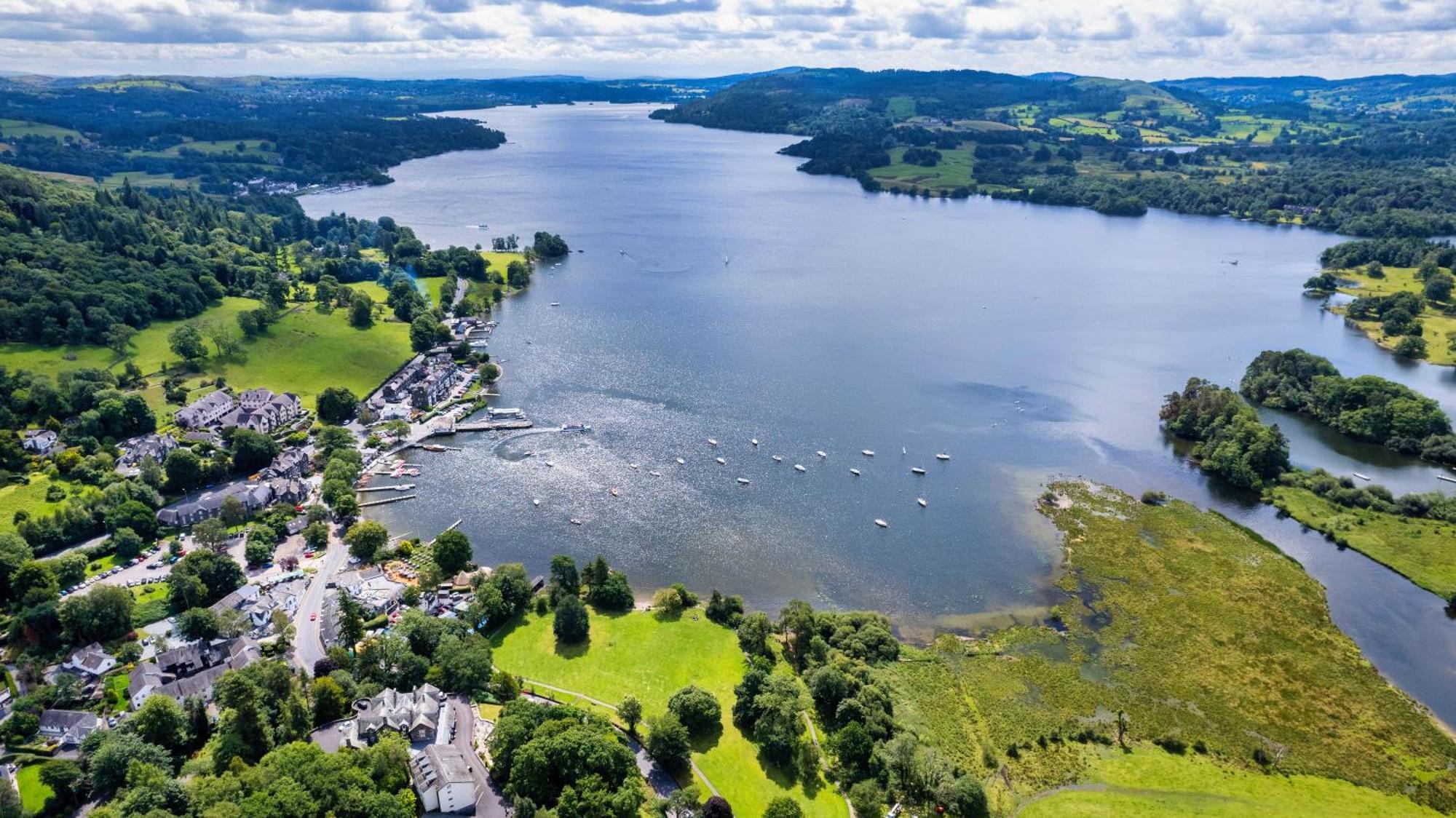Windermere Rooms At The Wateredge Inn Ембълсайд Екстериор снимка