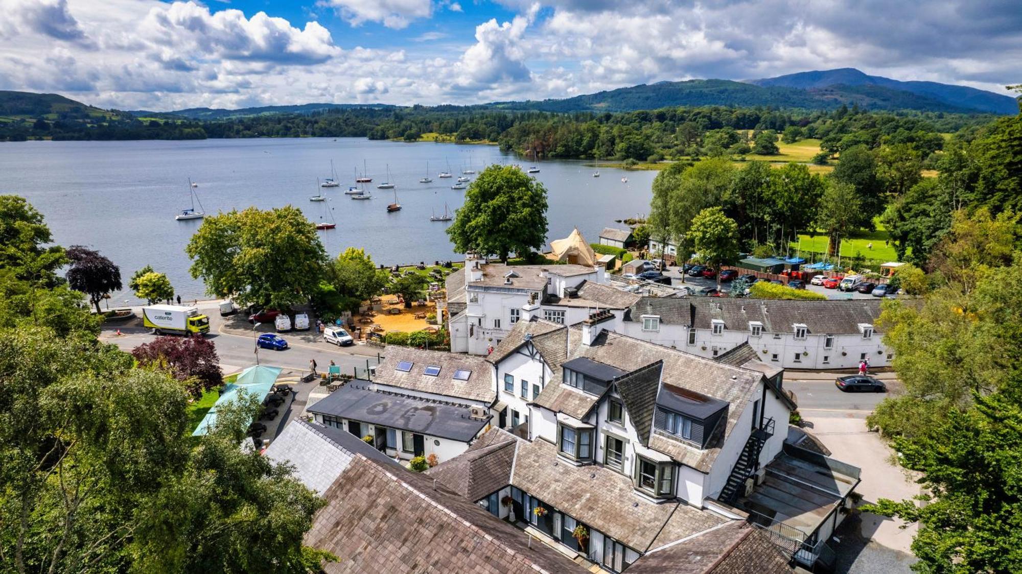 Windermere Rooms At The Wateredge Inn Ембълсайд Екстериор снимка