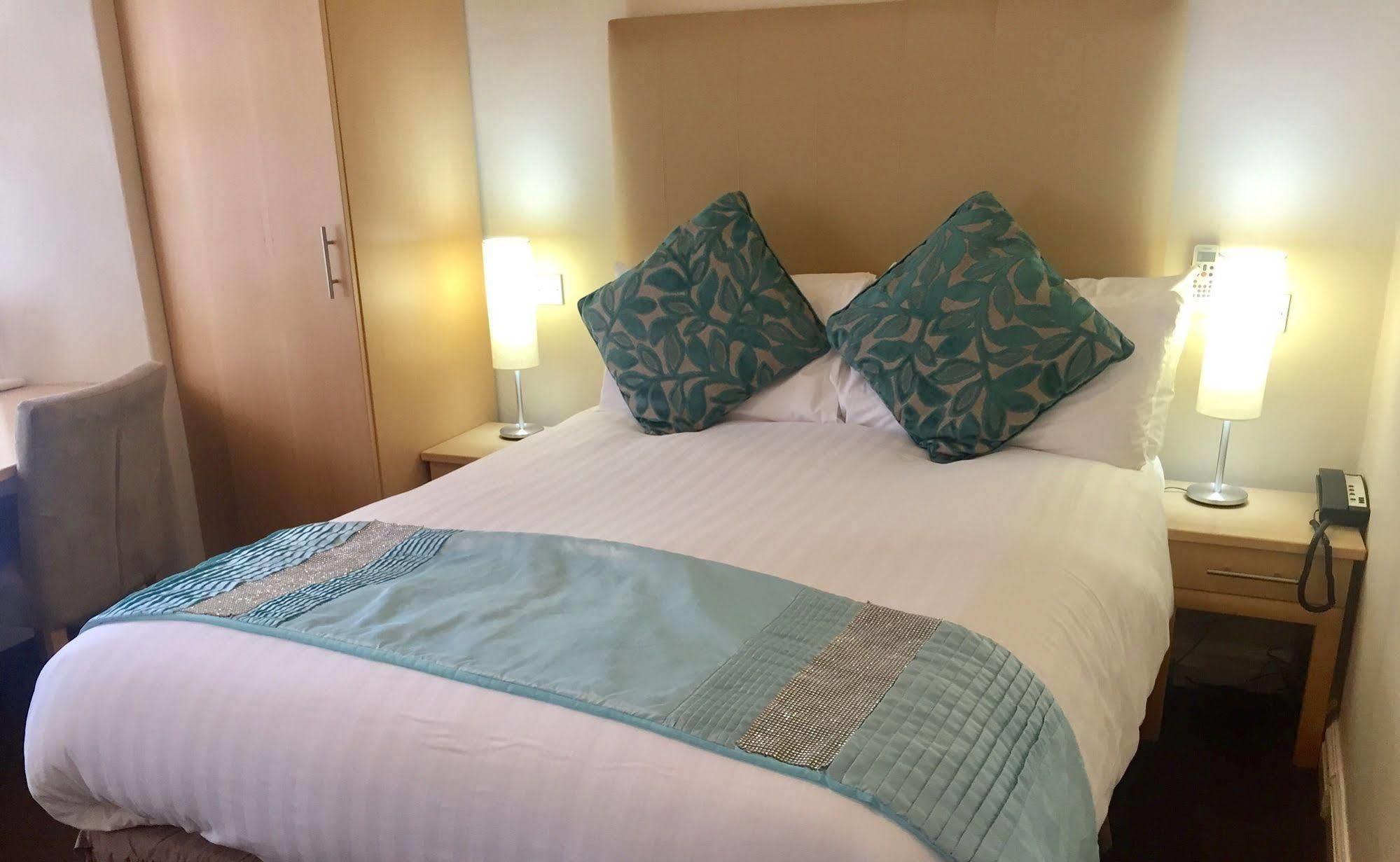 Windermere Rooms At The Wateredge Inn Ембълсайд Екстериор снимка